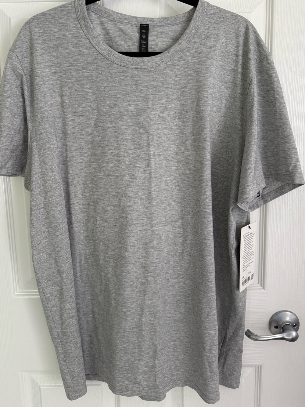 lululemon athletica Heather Gray Short Sleeve Crew